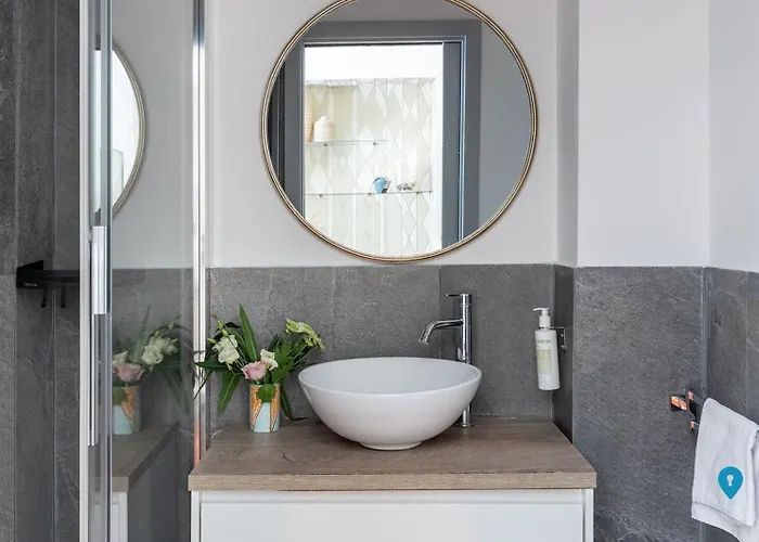 Triplyrooms Collection - Via Nazionale Hotel 3*